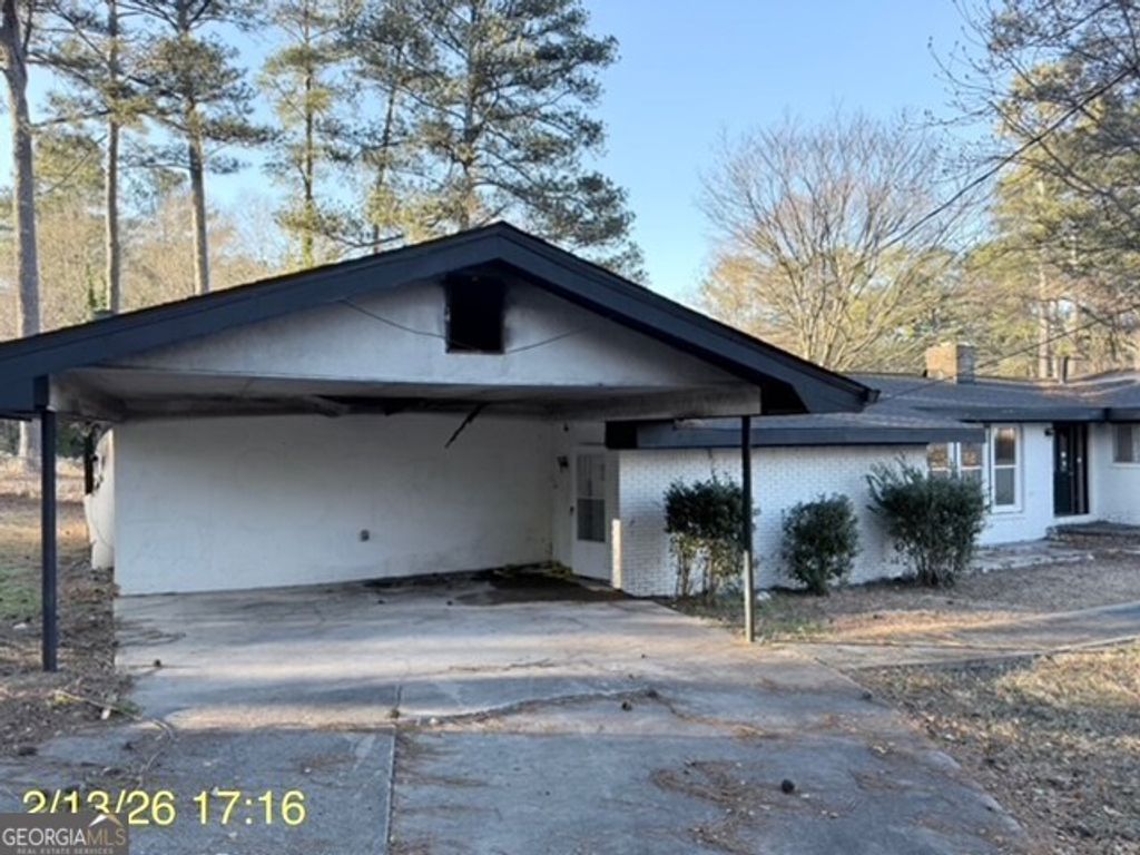 Photo of 3483 N Creekview Drive, Lawrenceville, GA 30044 (MLS # 10725820)