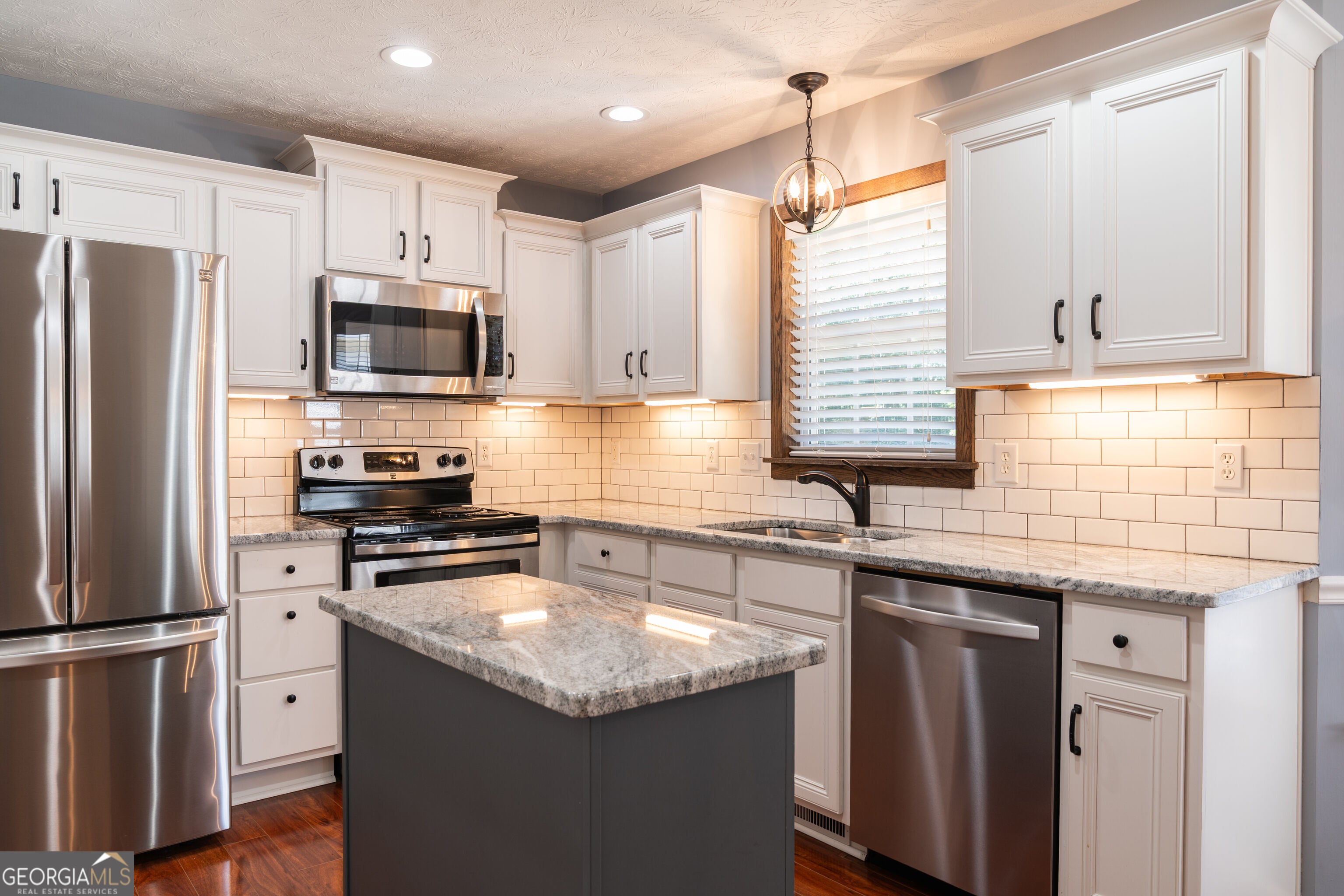 42 Mcpherson LN