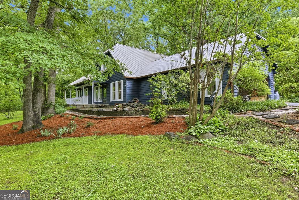 Photo of 2218 J Warren Road, Cornelia, GA 30531 (MLS # 10791497)
