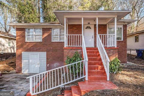165 Holly RD NW Atlanta GA 30314
