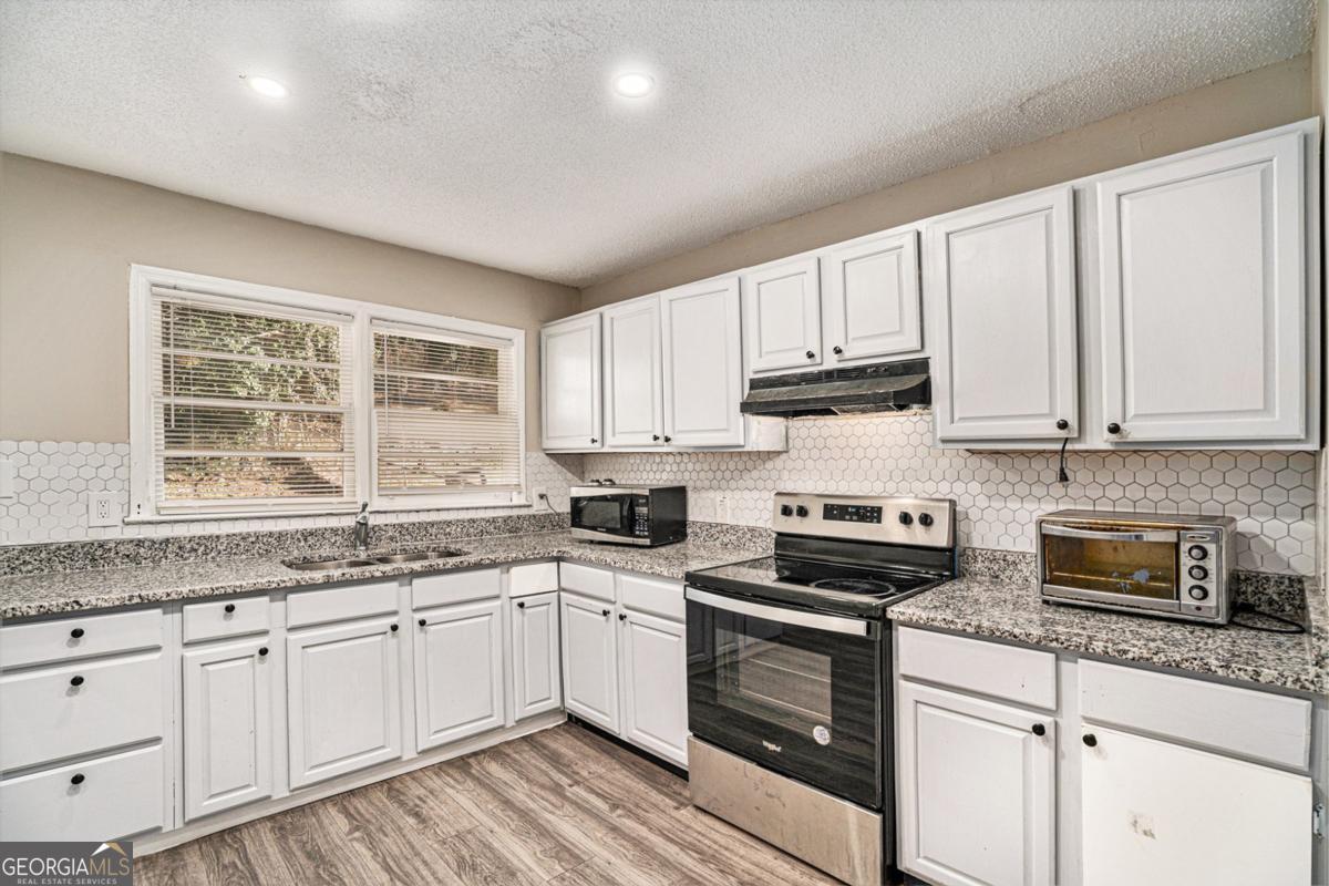 165 Holly RD NW