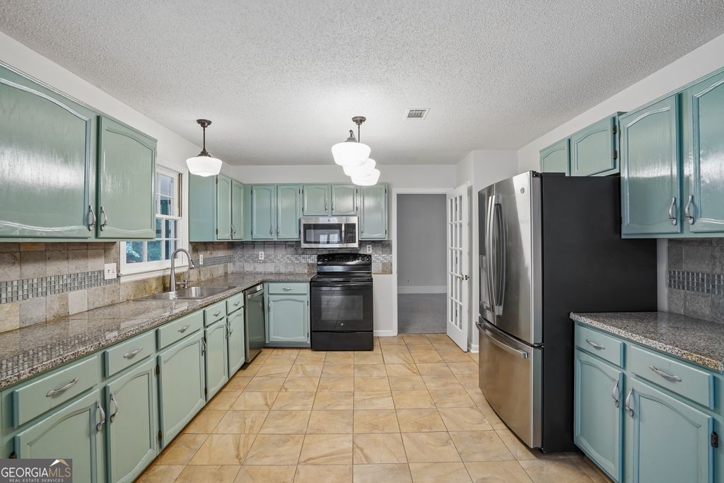 Photo of 1254 Wynford Colony SW, Marietta, GA 30064 (MLS # 10782375)