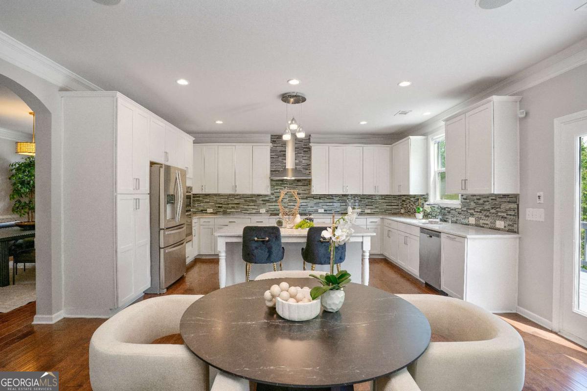 667 Creswell PARK