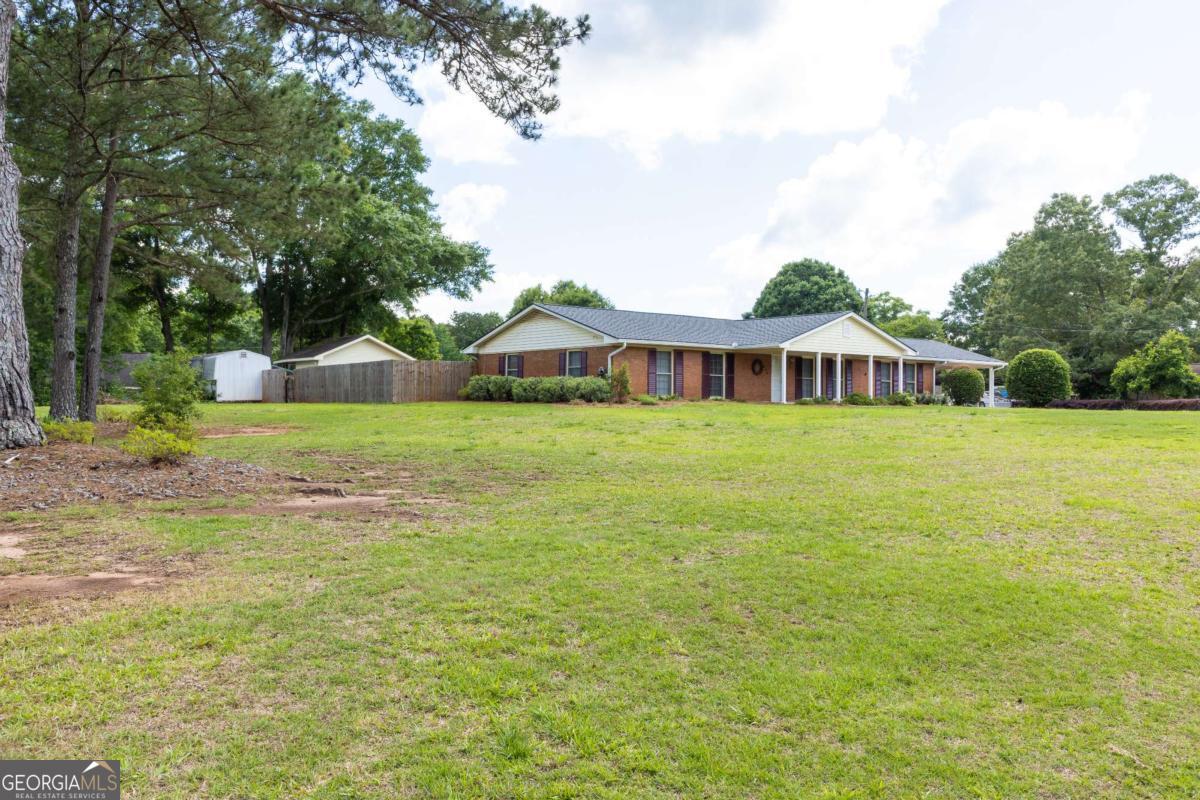 675 Mountain View DR