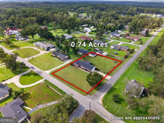907 E WARING ST, WAYCROSS, GA 31501 - Image ec5c6bcdd440ecad18a6e8a9aa57b253/1231708928