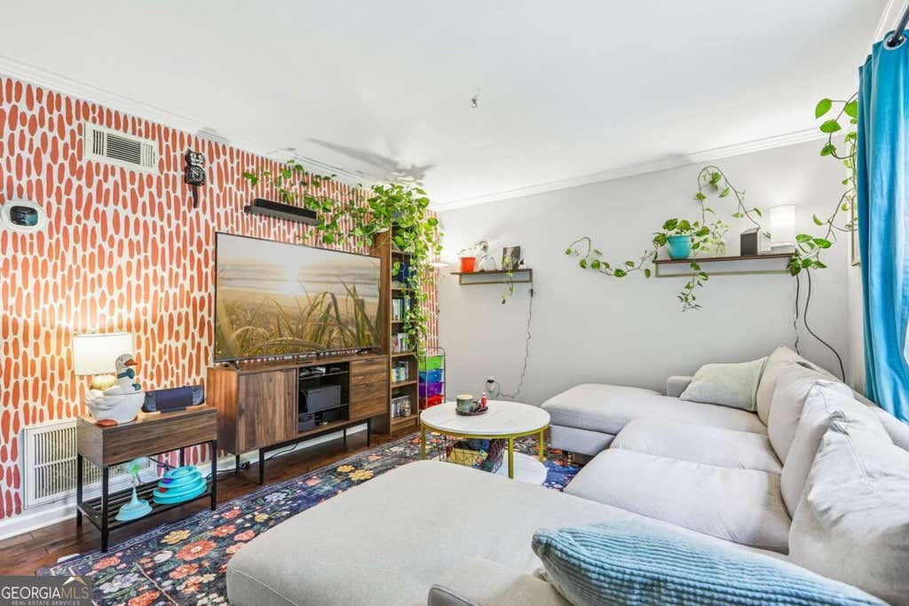 Photo of 168 Barone Place NW, Atlanta, GA 30327 (MLS # 10825774)