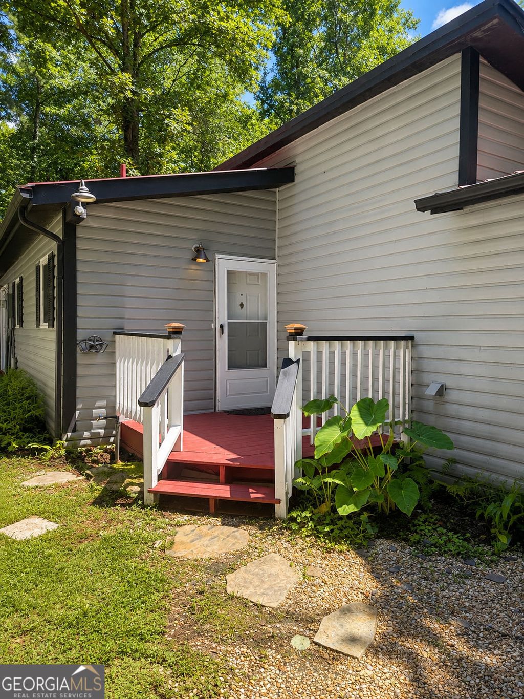 Photo of 2261 Paradise Valley Road, cleveland, GA 30528 (MLS # 10812502)