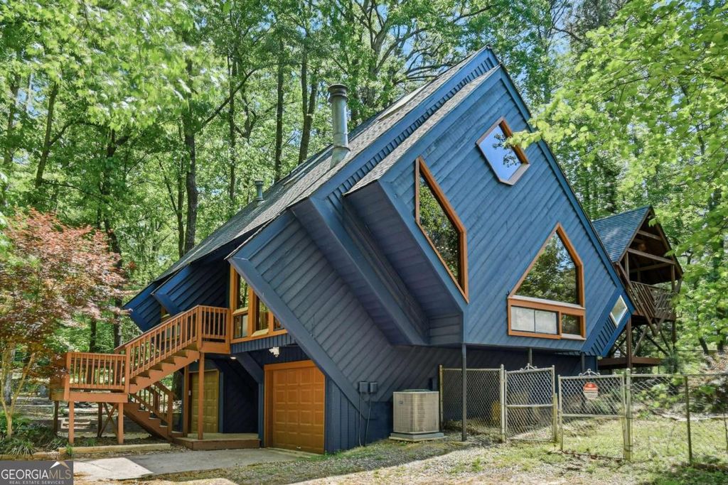 Photo of 2965 Pond View Court, Marietta, GA 30062 (MLS # 10740112)