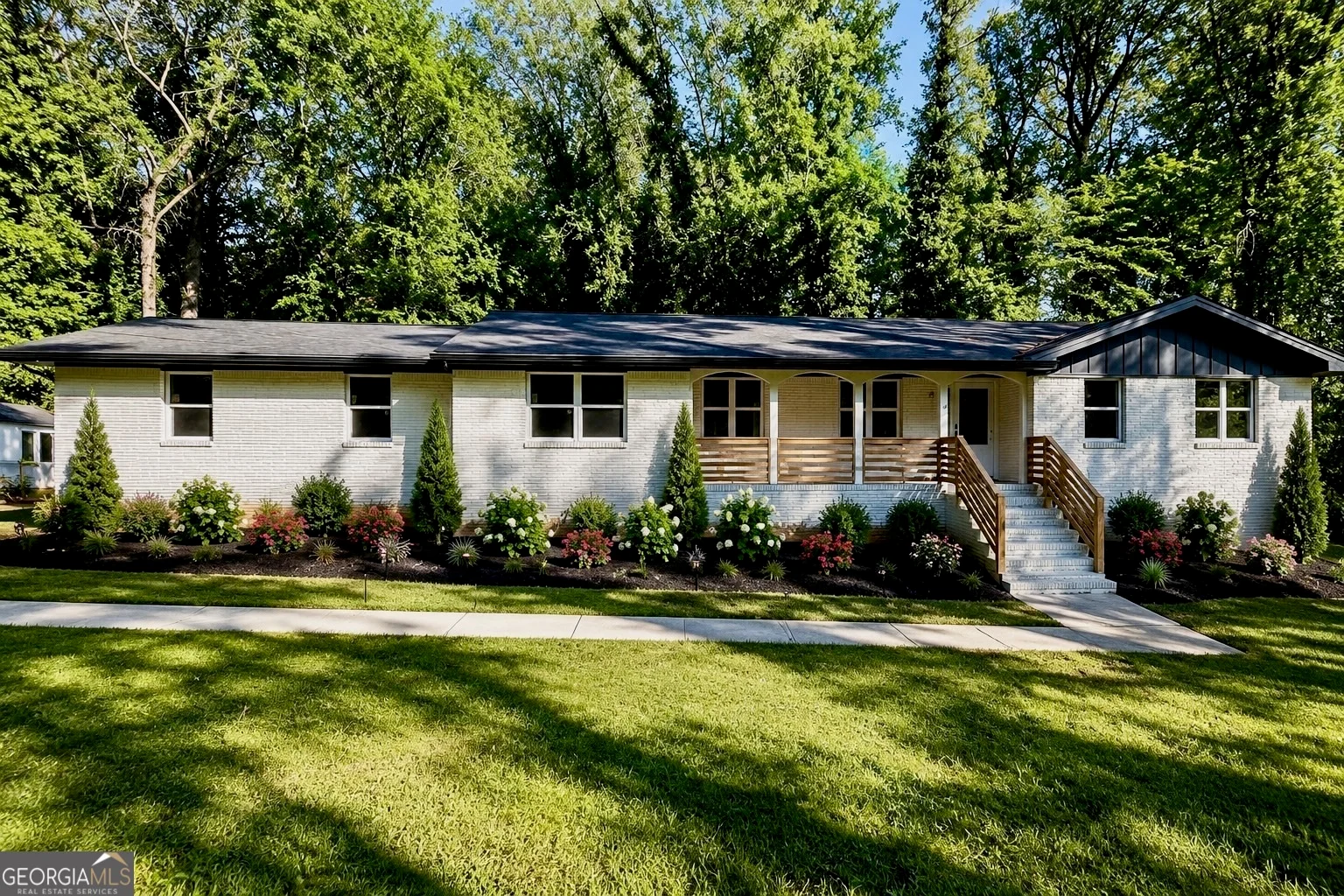 1110 Oriole Drive SW