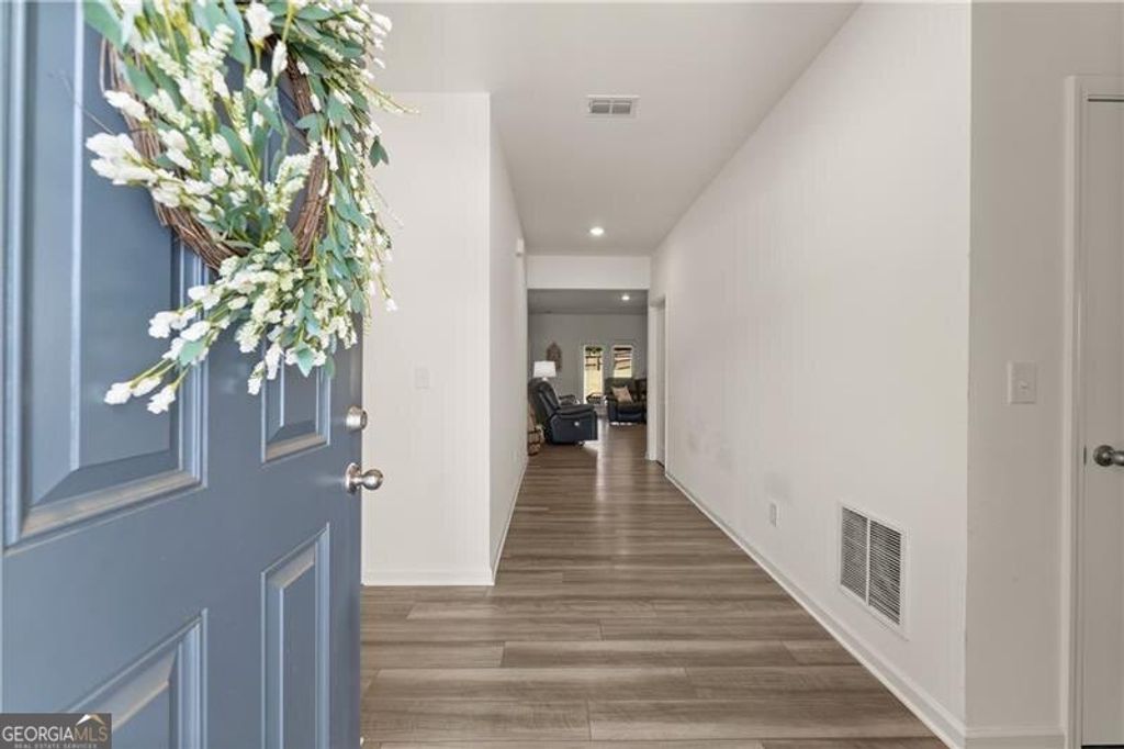 Photo of 754 Bentwater Way, Hoschton, GA 30548 (MLS # 10738971)