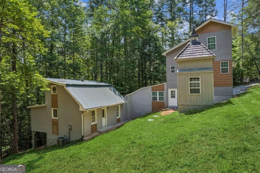 Photo of 375 Deerfield Drive, Dahlonega, GA 30533 (MLS # 10669647)