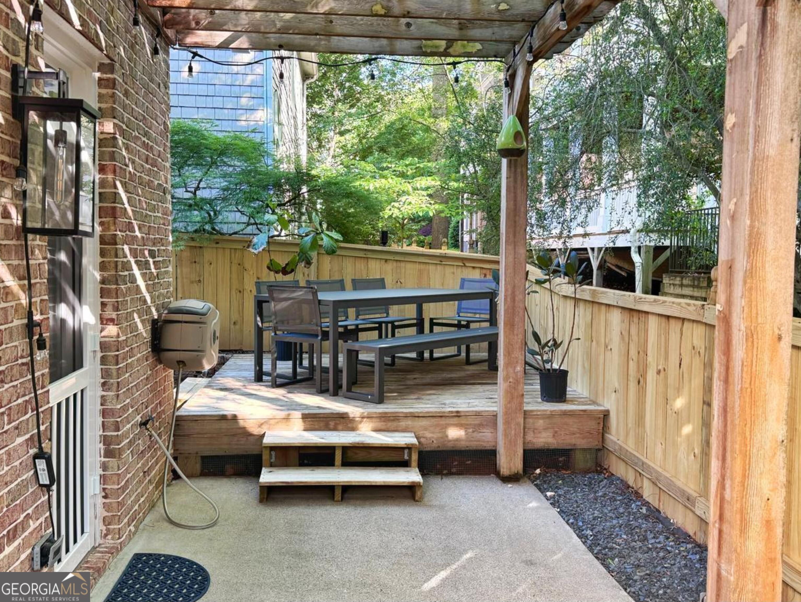 Atlanta, Georgia 30306, United States, 4 Bedrooms Bedrooms, ,4 BathroomsBathrooms,Residential,Active,58777