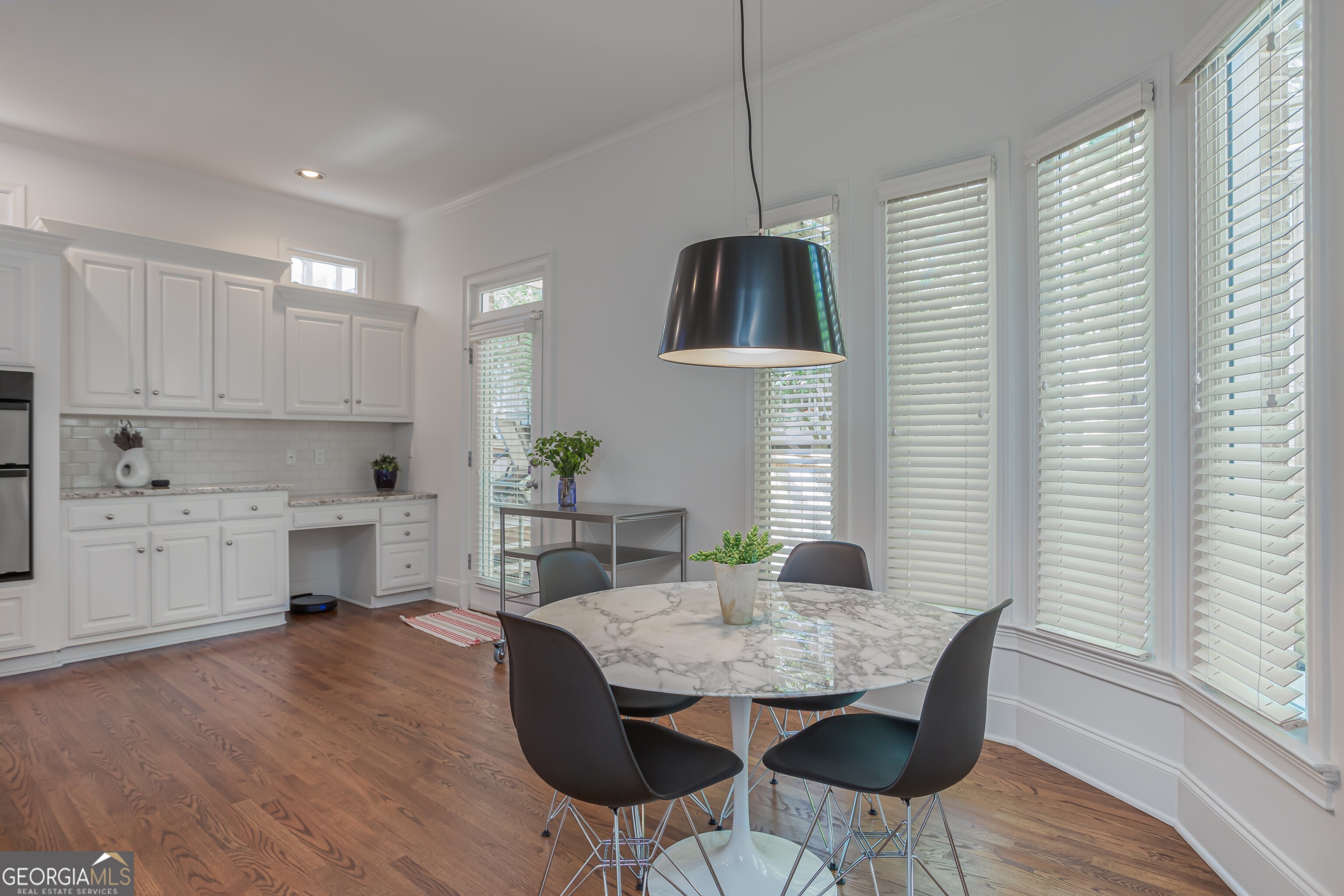 Atlanta, Georgia 30306, United States, 4 Bedrooms Bedrooms, ,4 BathroomsBathrooms,Residential,Active,58777