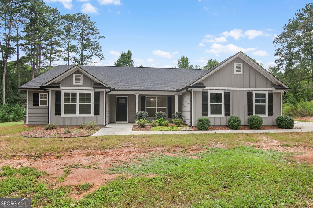 Photo of 1788 Standing Rock Road, Senoia, GA 30276 (MLS # 10871400)