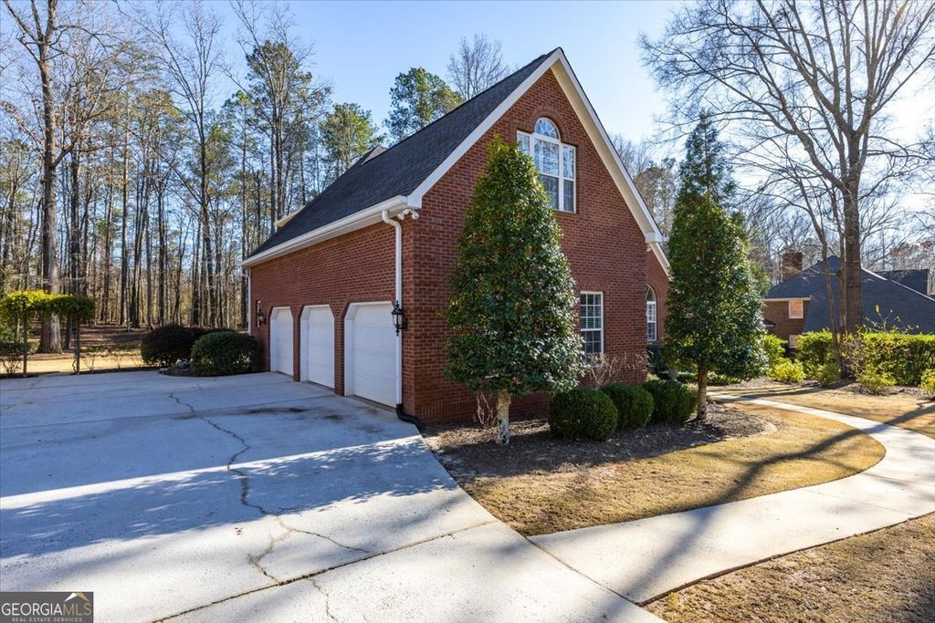 Photo of 242 Pebblebrook Lane, Macon, GA 31220 (MLS # 10722330)