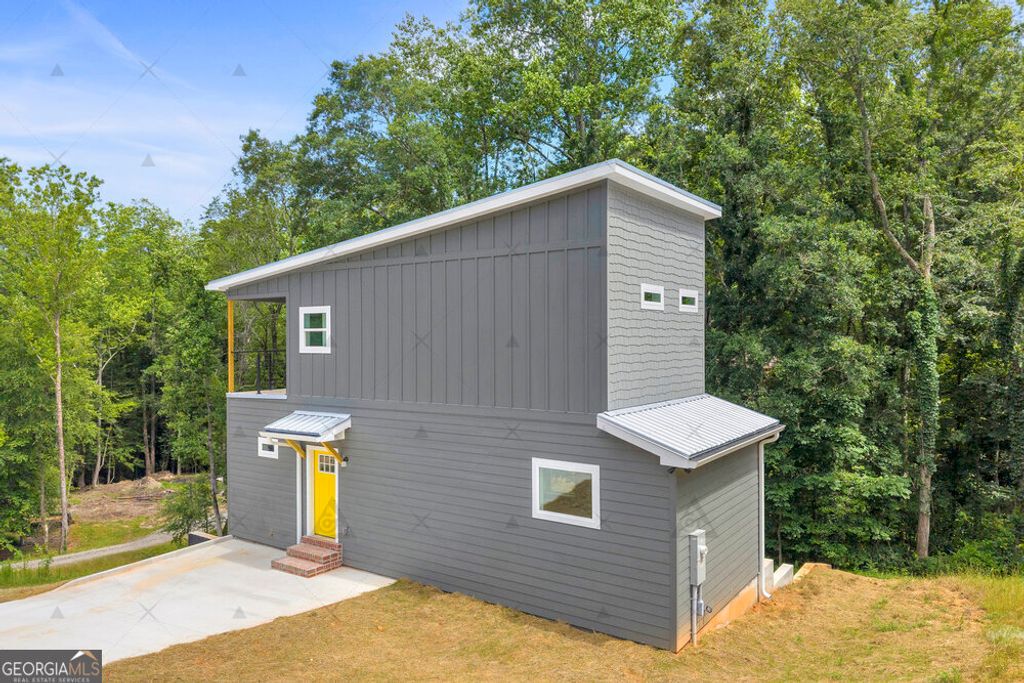 Photo of 256 Lacount Lane, Clarkesville, GA 30523 (MLS # 10794254)
