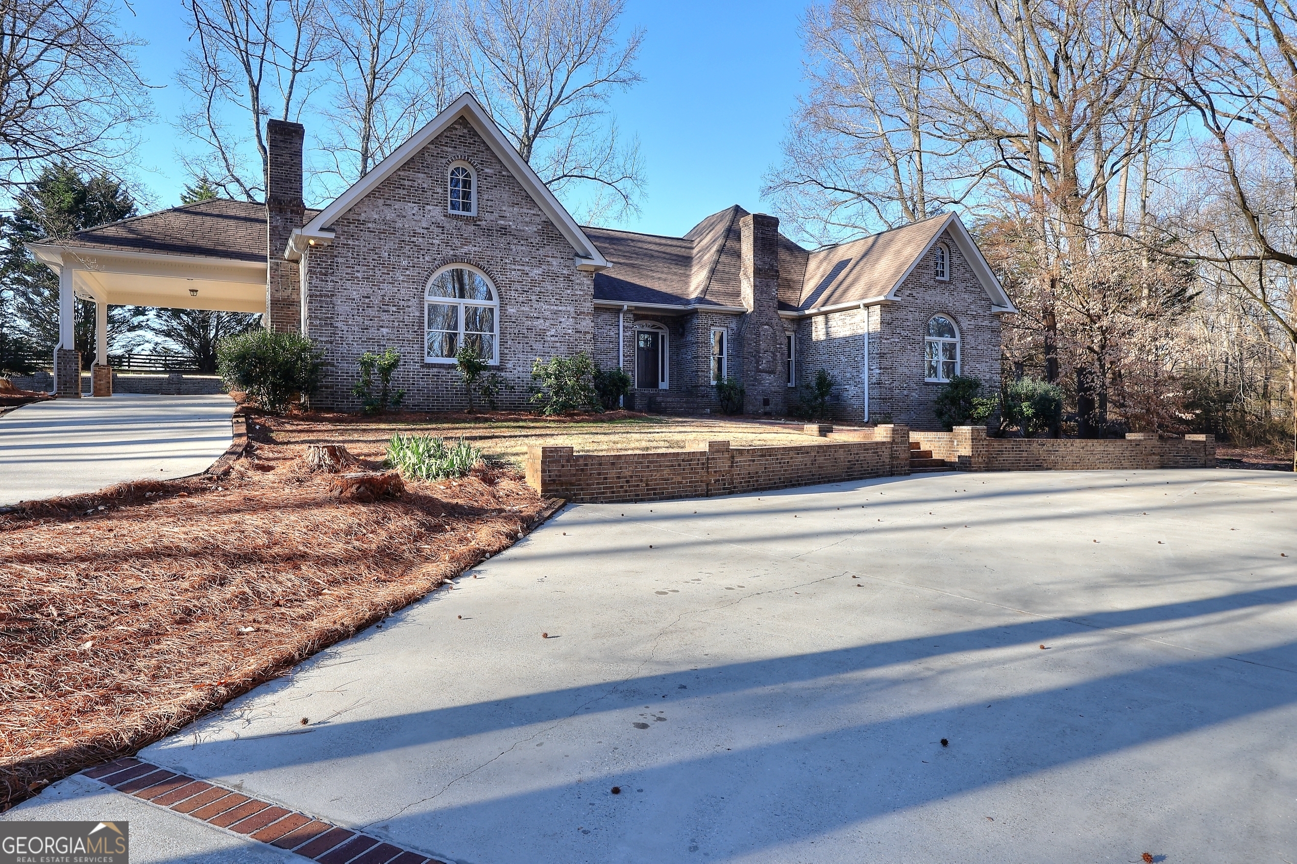 66 Highland DR