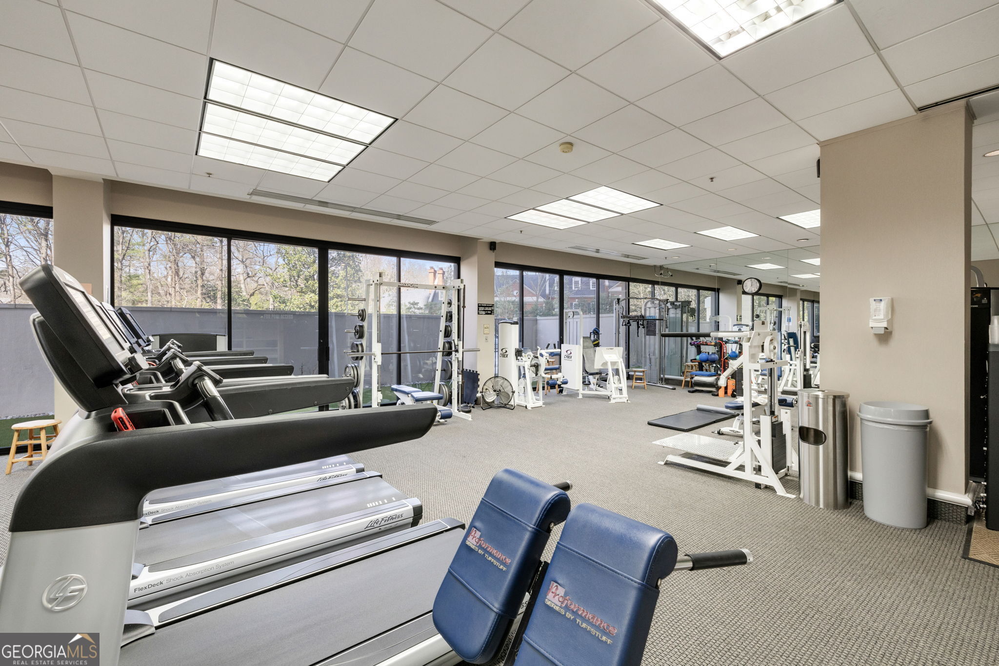 2660 Peachtree RD NW 25H
