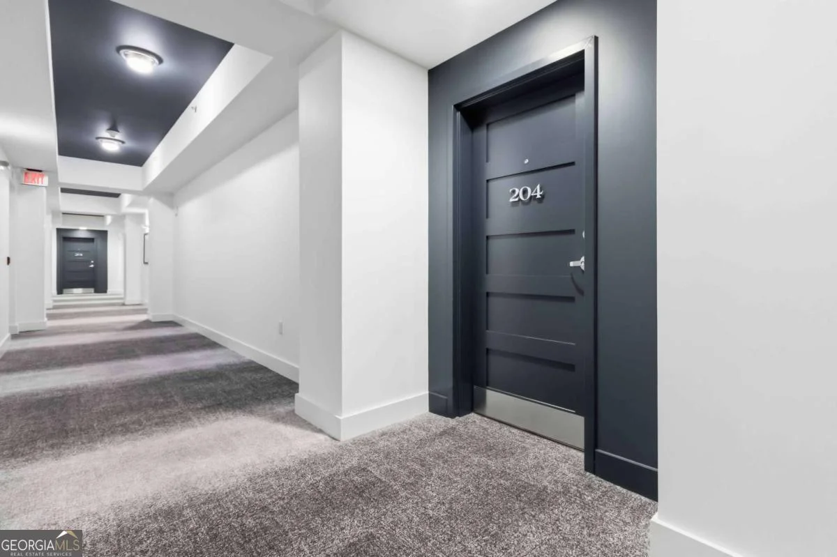 1100 NW Howell Mill Road NW Unit 204