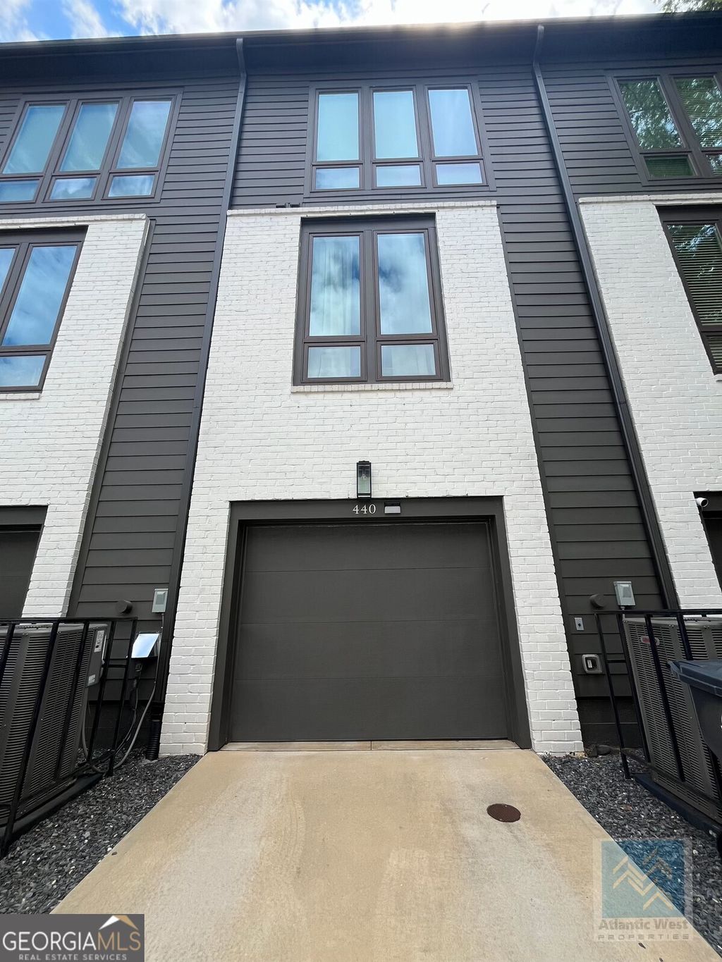 Photo of 440 Latta Street NE, Atlanta, GA 30308 (MLS # 10666599)