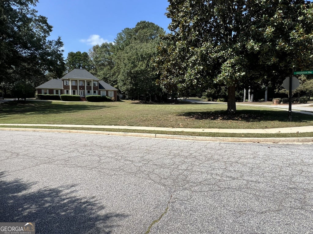 Photo of 135 Antebellum Way, Fayetteville, GA 30215 (MLS # 10849849)