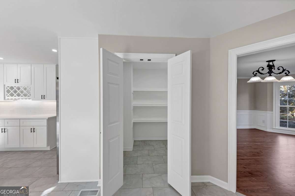 Creekside Oaks - Residential