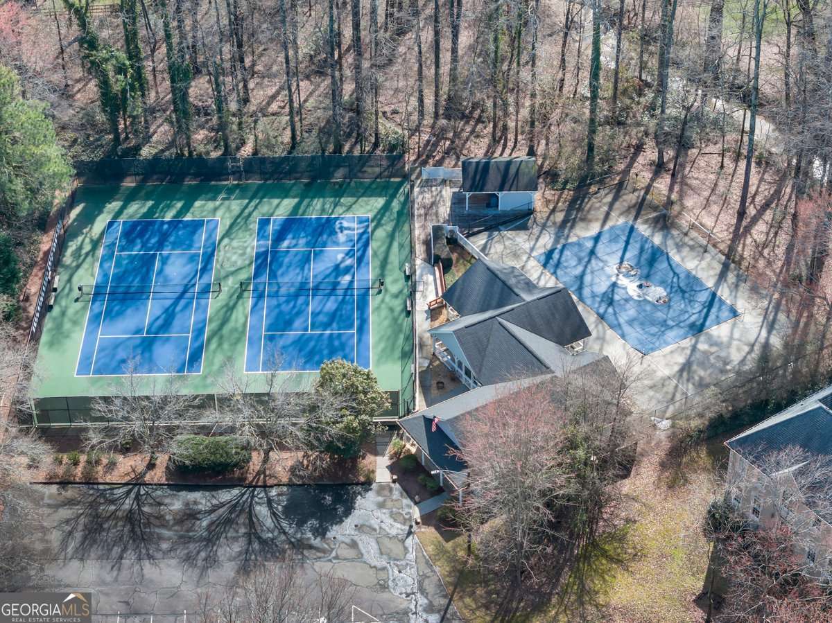 Creekside Oaks - Residential