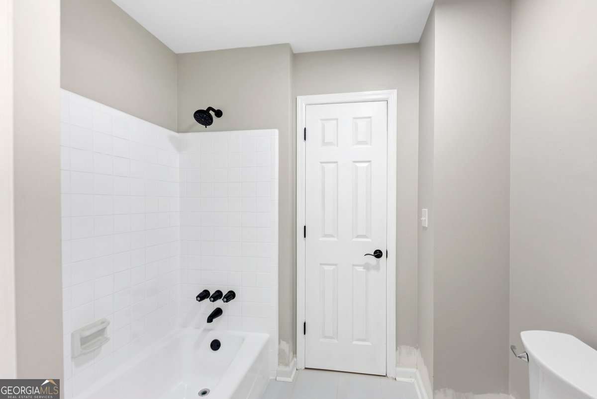 Creekside Oaks - Residential