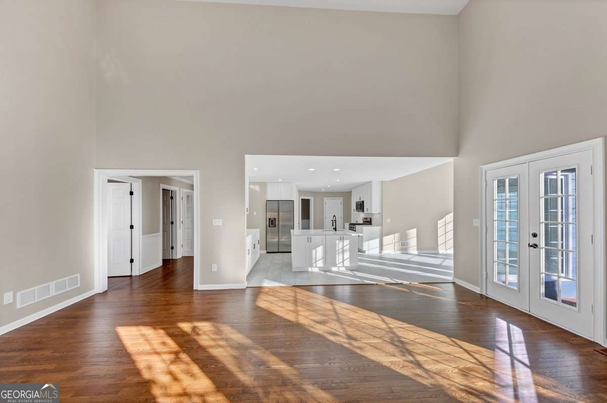 Creekside Oaks - Residential