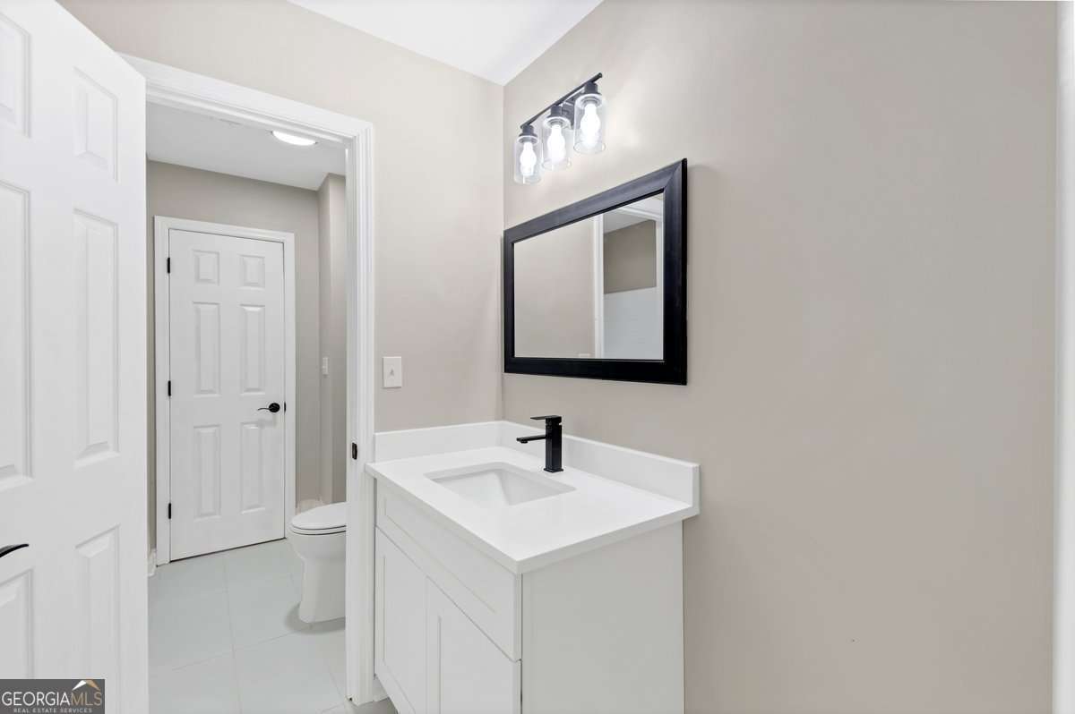 Creekside Oaks - Residential