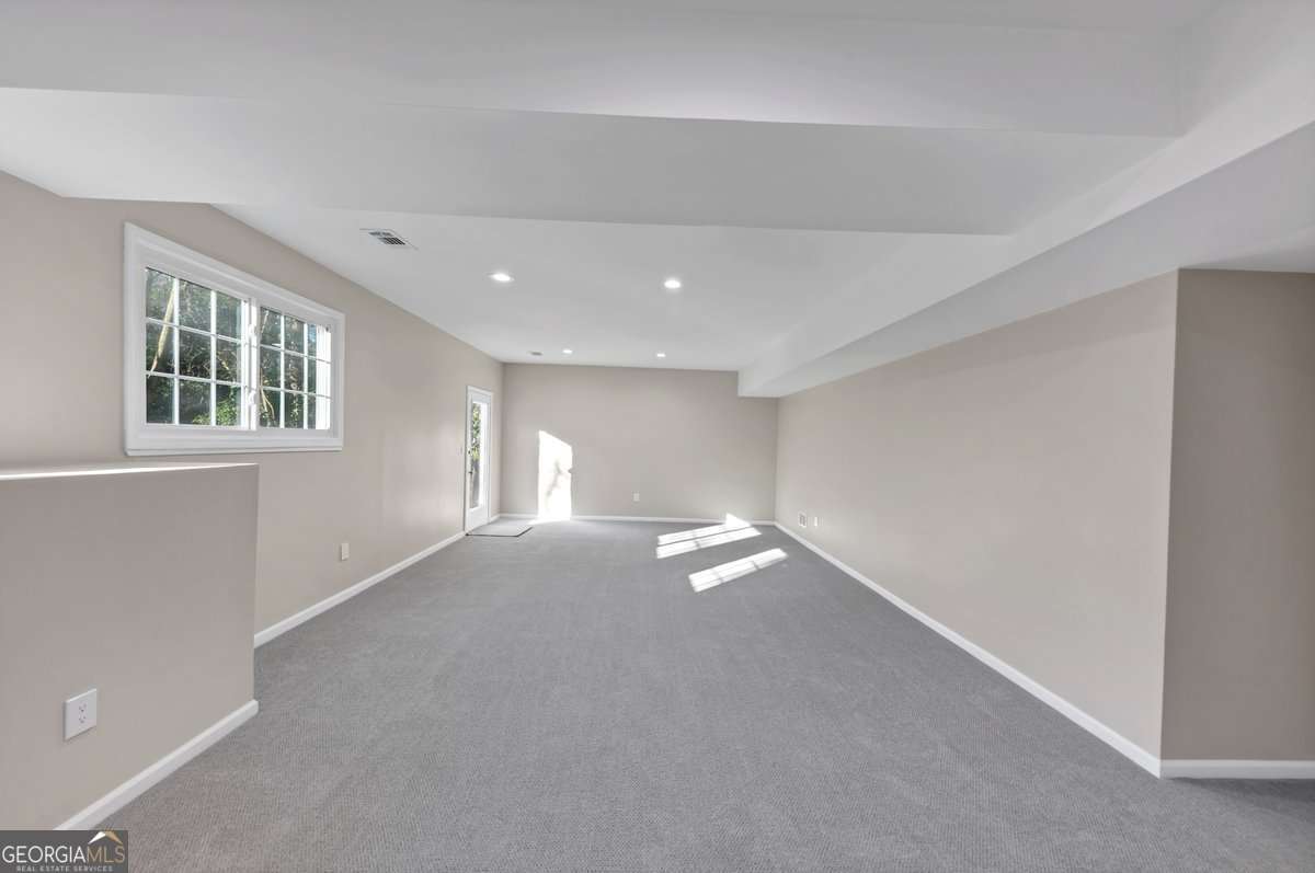 Creekside Oaks - Residential