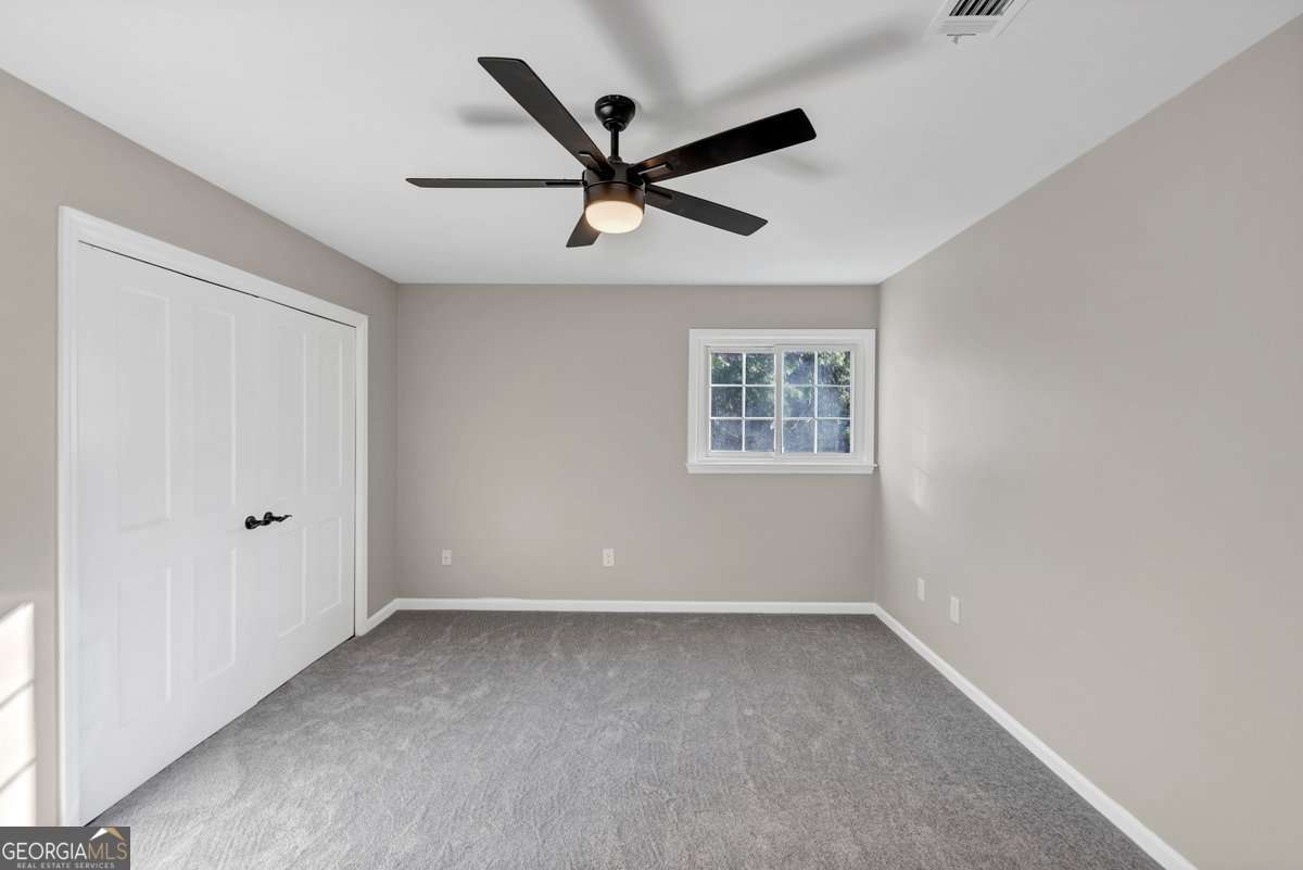 Creekside Oaks - Residential
