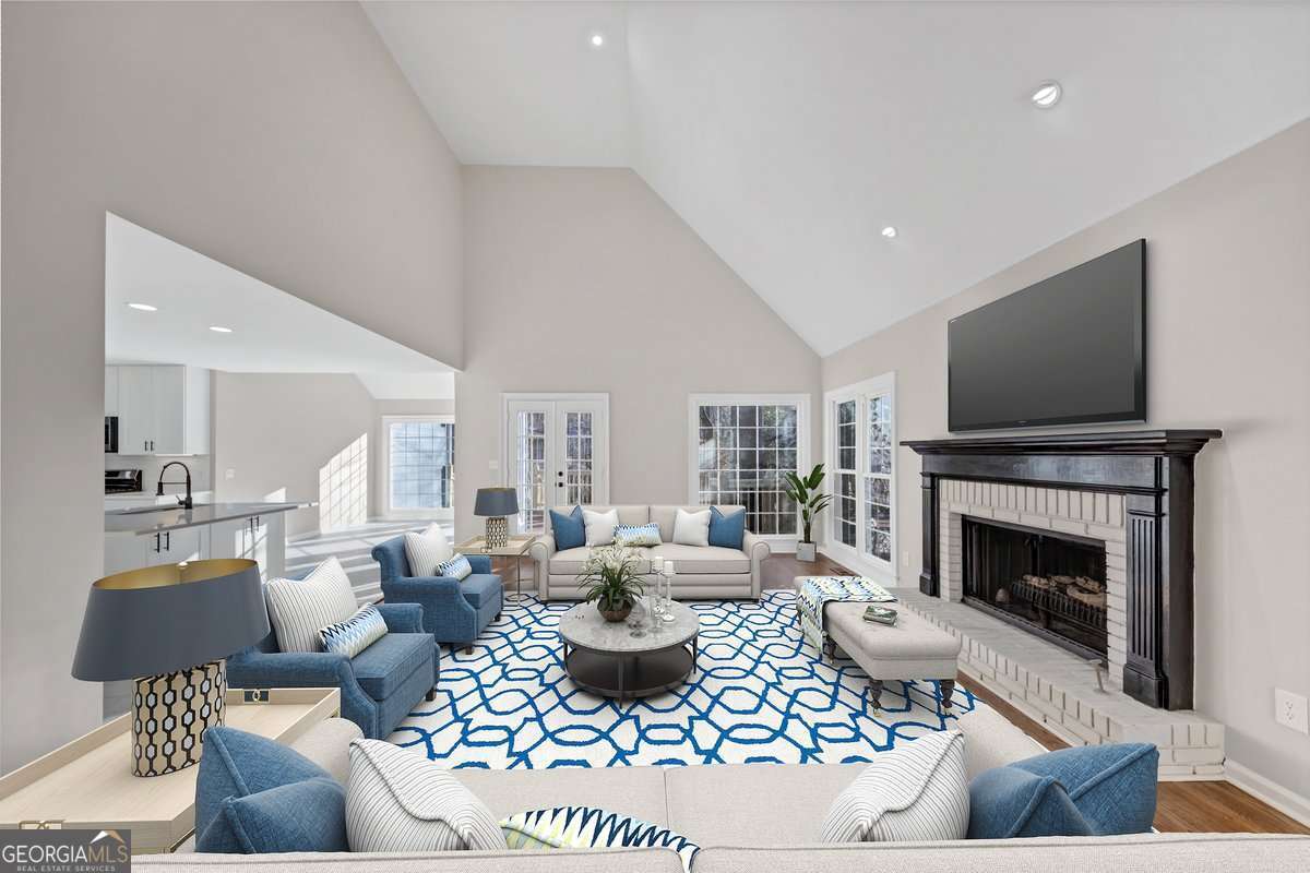 Creekside Oaks - Residential