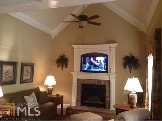 Crystal Lake Golf And Country Club - Residential