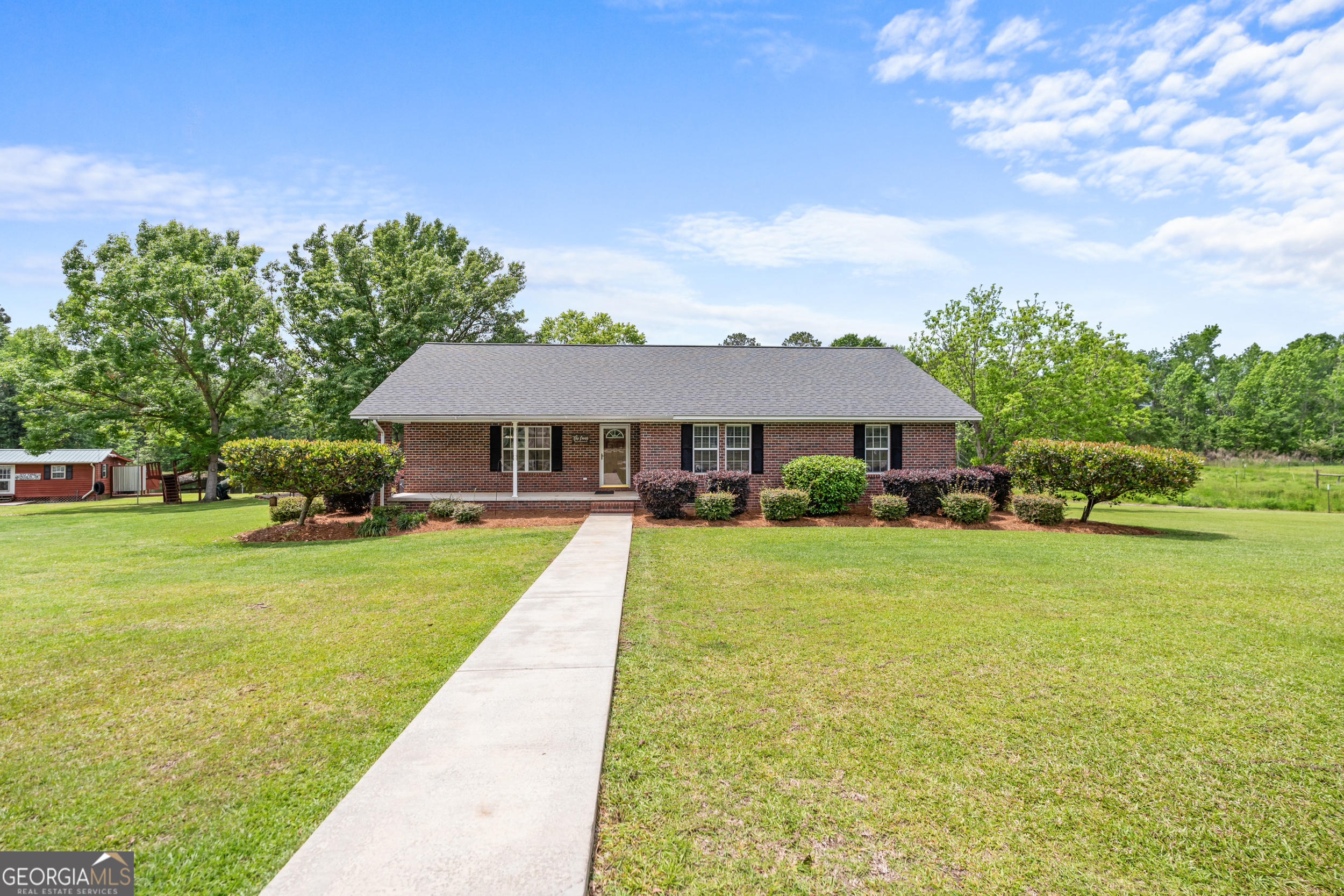 233 Clark RD