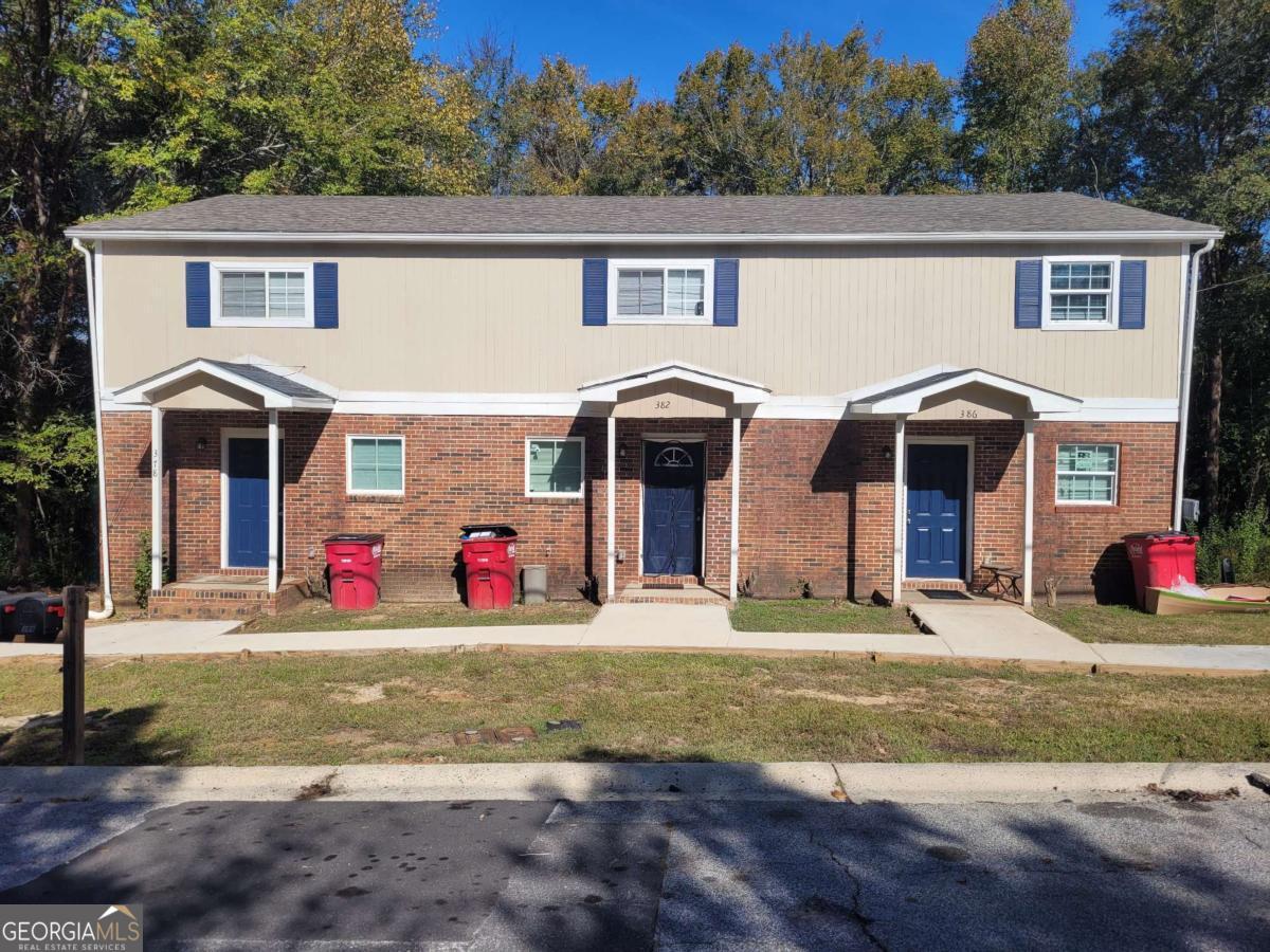 378 Cowan ST