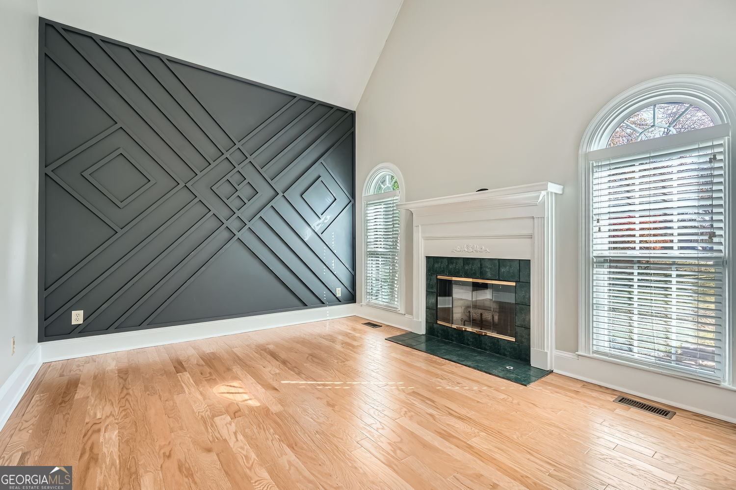 3330 Valley Vista RD SE