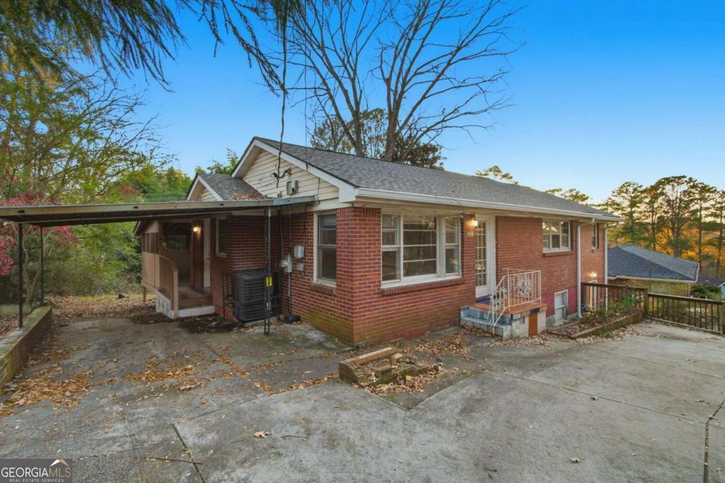 Photo of 685 Melrose Drive, Forest Park, GA 30297 (MLS # 10662393)