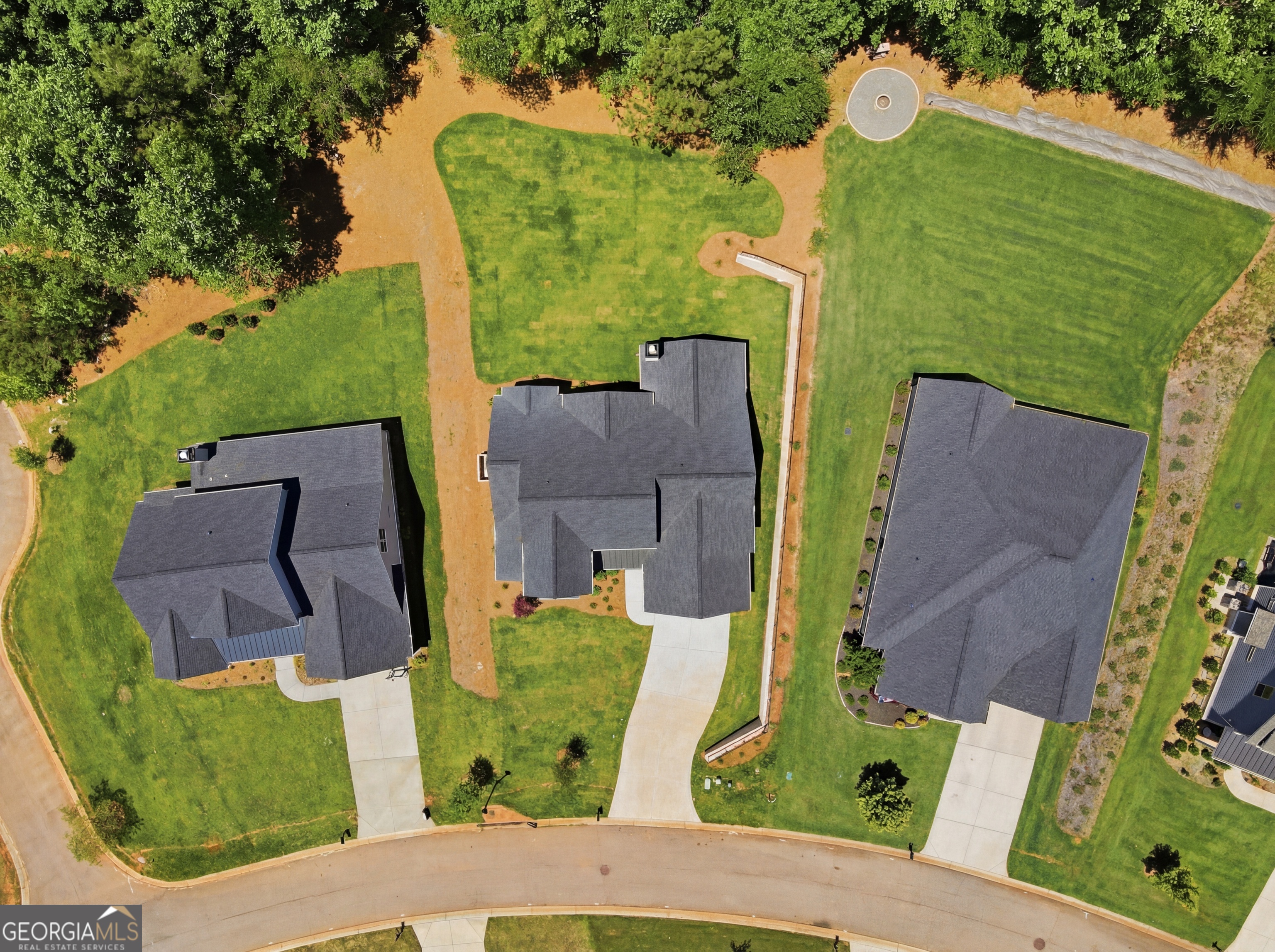 5832 Woodland Park CT