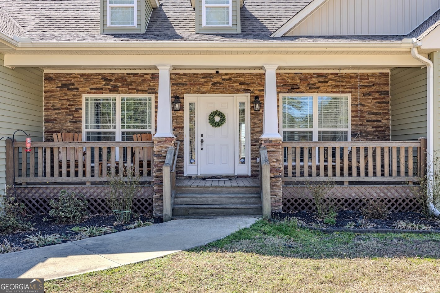 18 Vernon RD NE