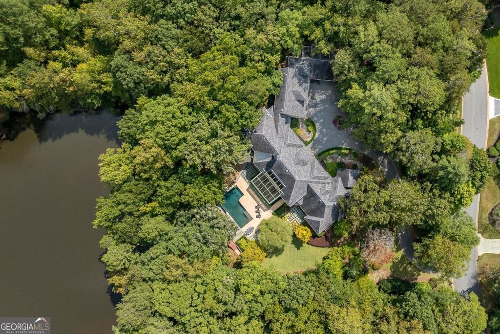 Photo of 9030 Old Southwick Pass, Alpharetta, GA 30022 (MLS # 10774138)