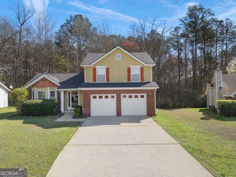 Photo of 370 Emerald Green Court, Atlanta, GA 30349 (MLS # 10709307)
