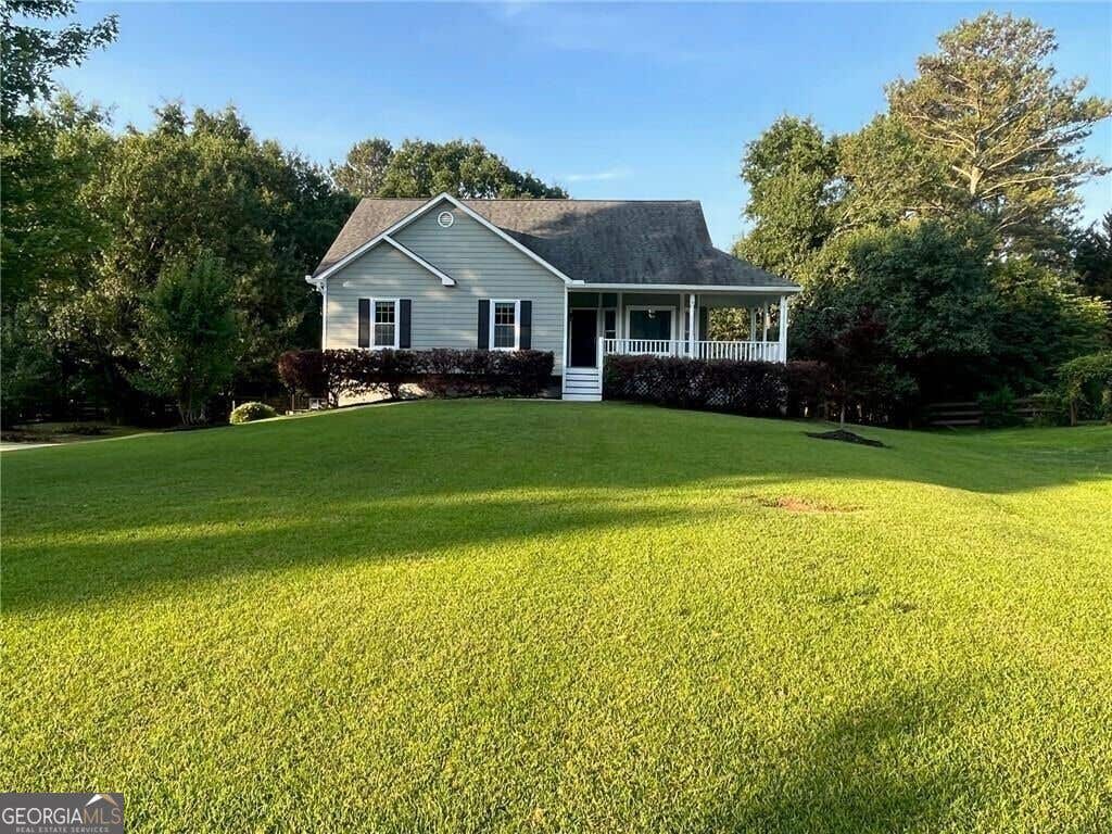 Photo of 7330 Wynfield Drive, Cumming, GA 30040 (MLS # 10823250)