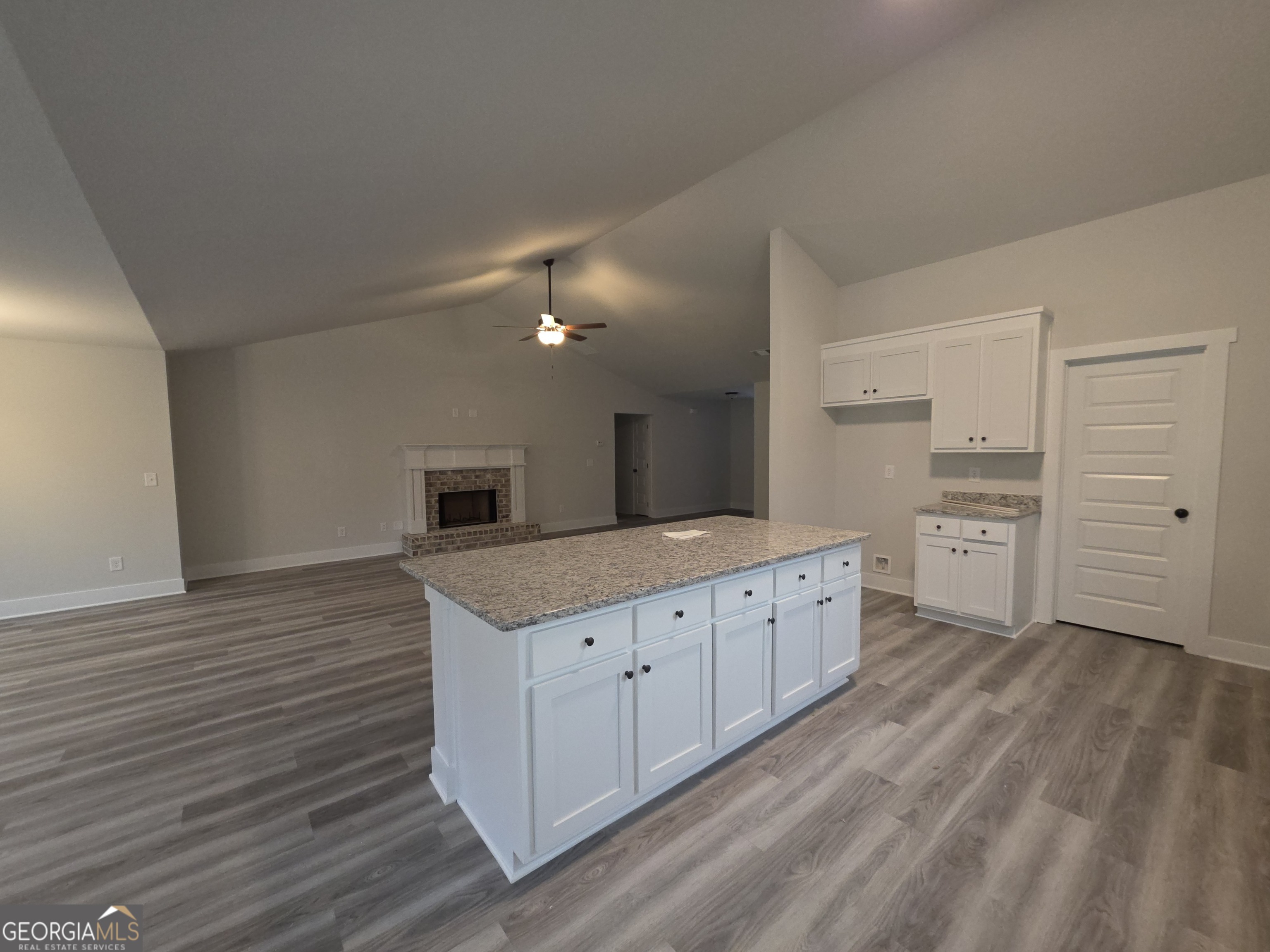 305 Dove Field DR 80