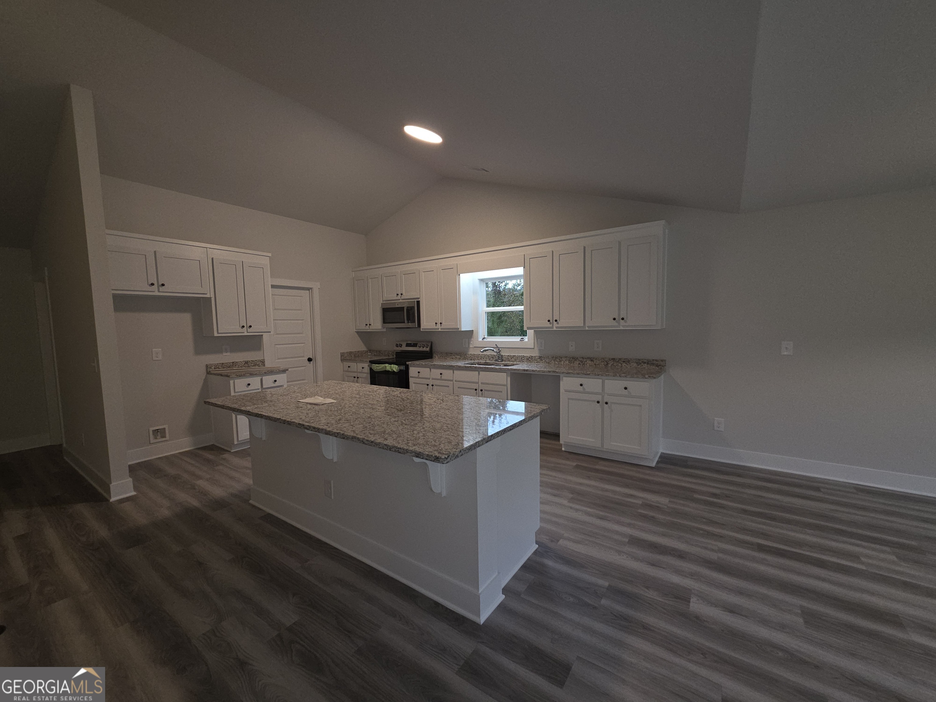 305 Dove Field DR 80