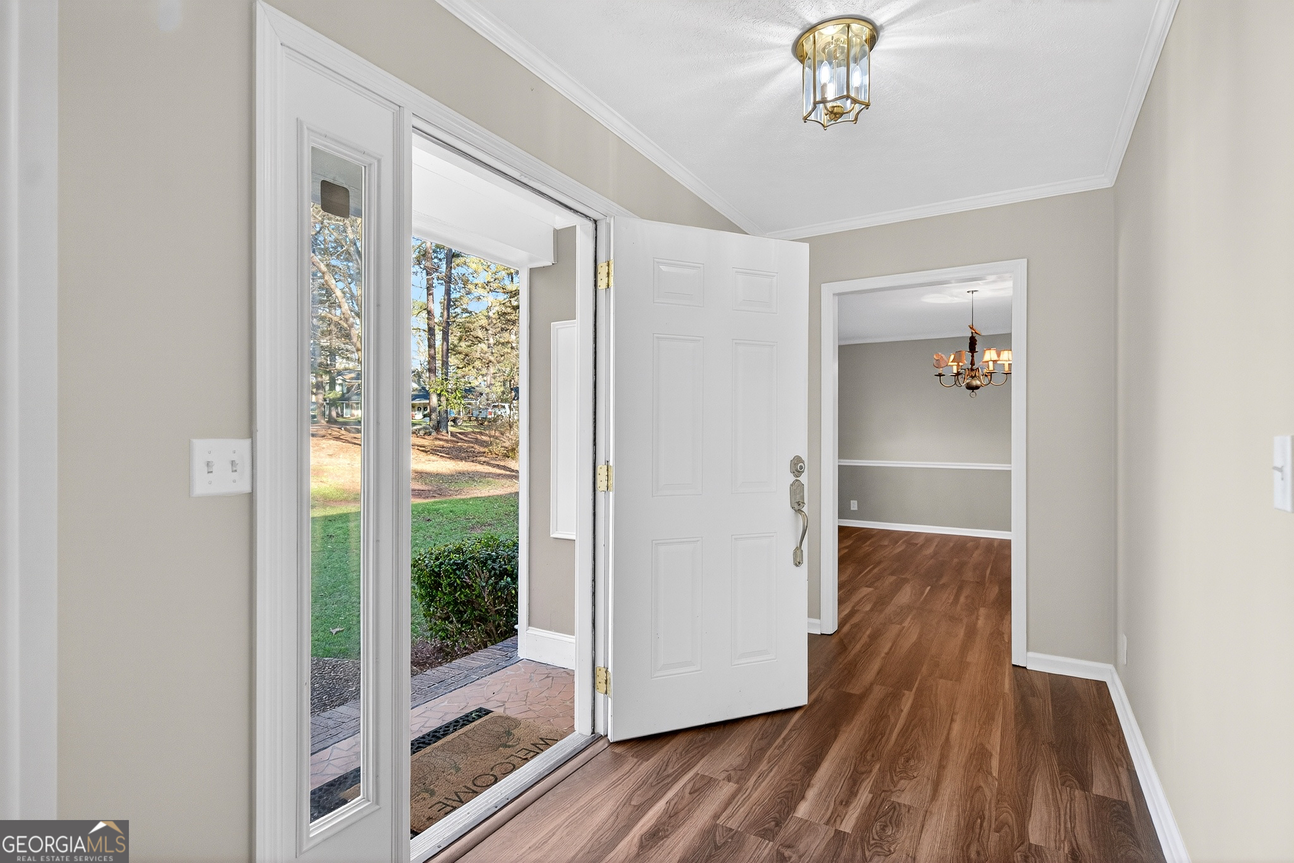 217 Baywood CIR