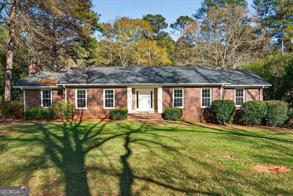 Photo of 217 Baywood Circle, Lagrange, GA 30240 (MLS # 10728061)