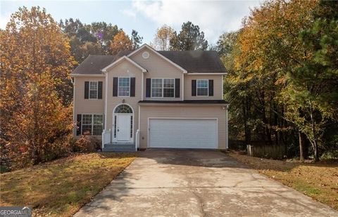 Photo of 912 Amber Trail, Monroe, GA 30655 (MLS # 10641066)