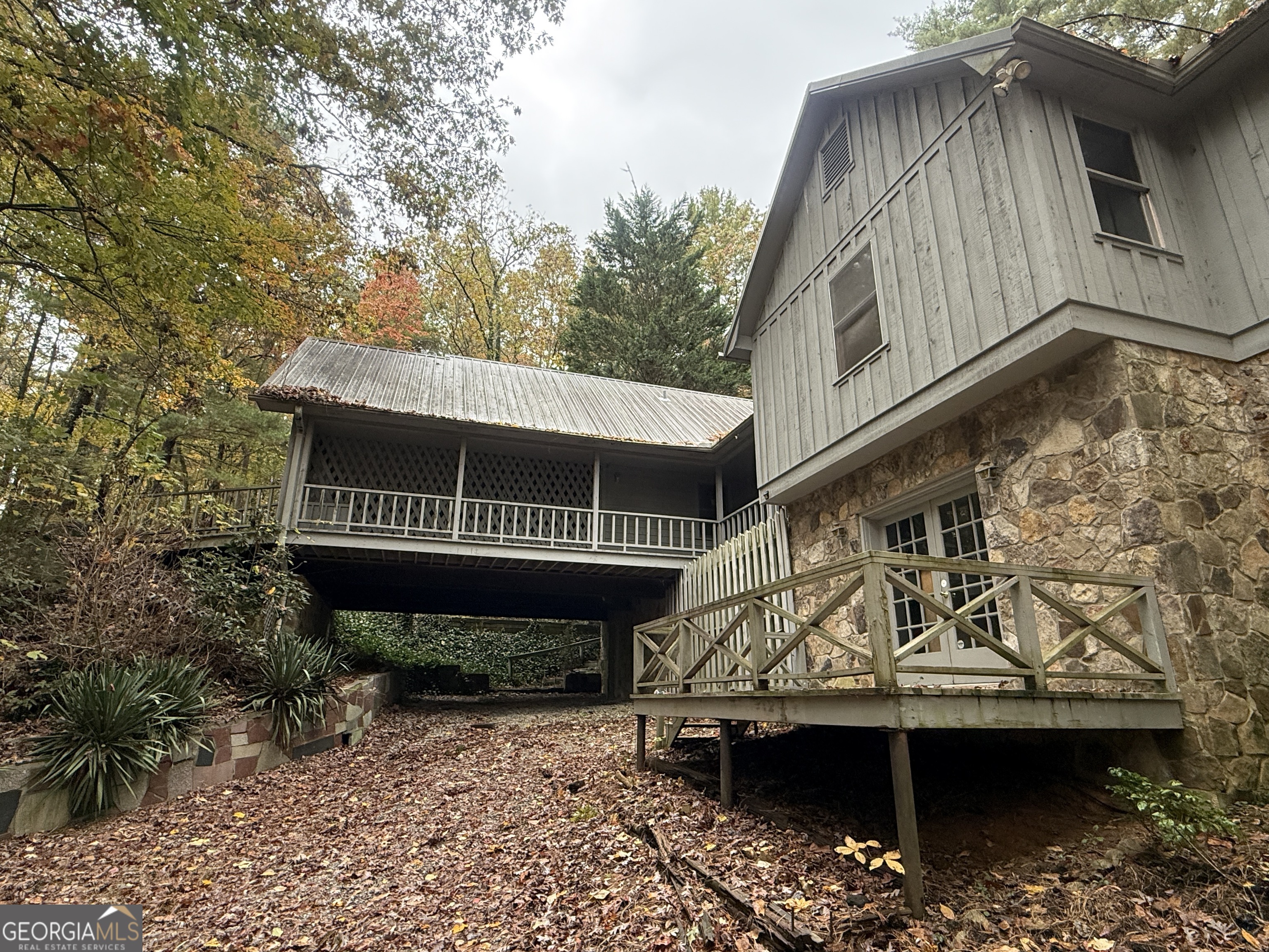 3197 Bridge Creek RD