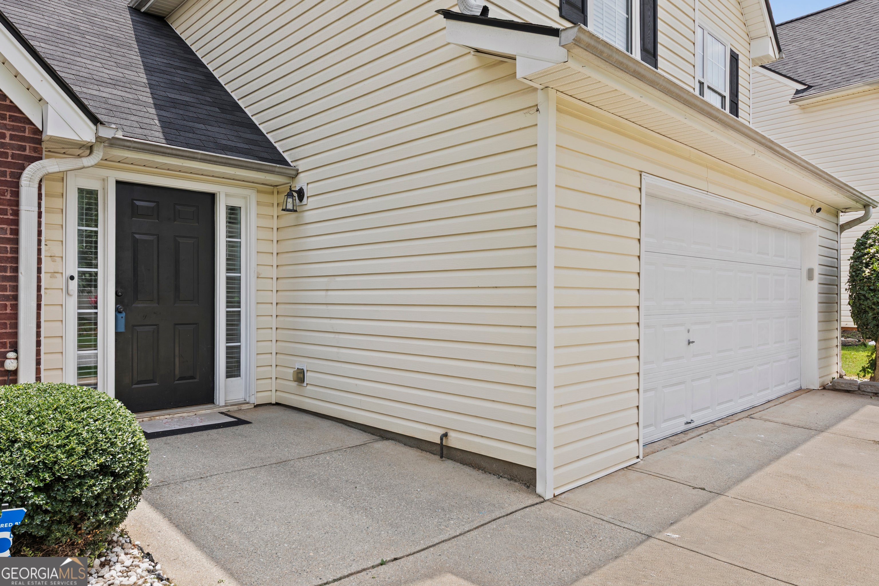 1055 Grace DR